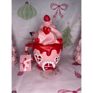 Valentines Pink & Red Cupcake Mug Gingerbread House.
